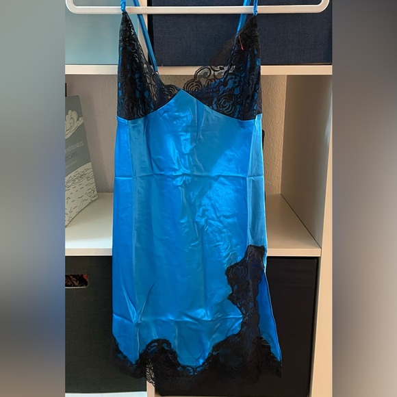 Frederick's of Hollywood Blue Satin Chemise with Black Lace Nightie - Picture 3 of 6